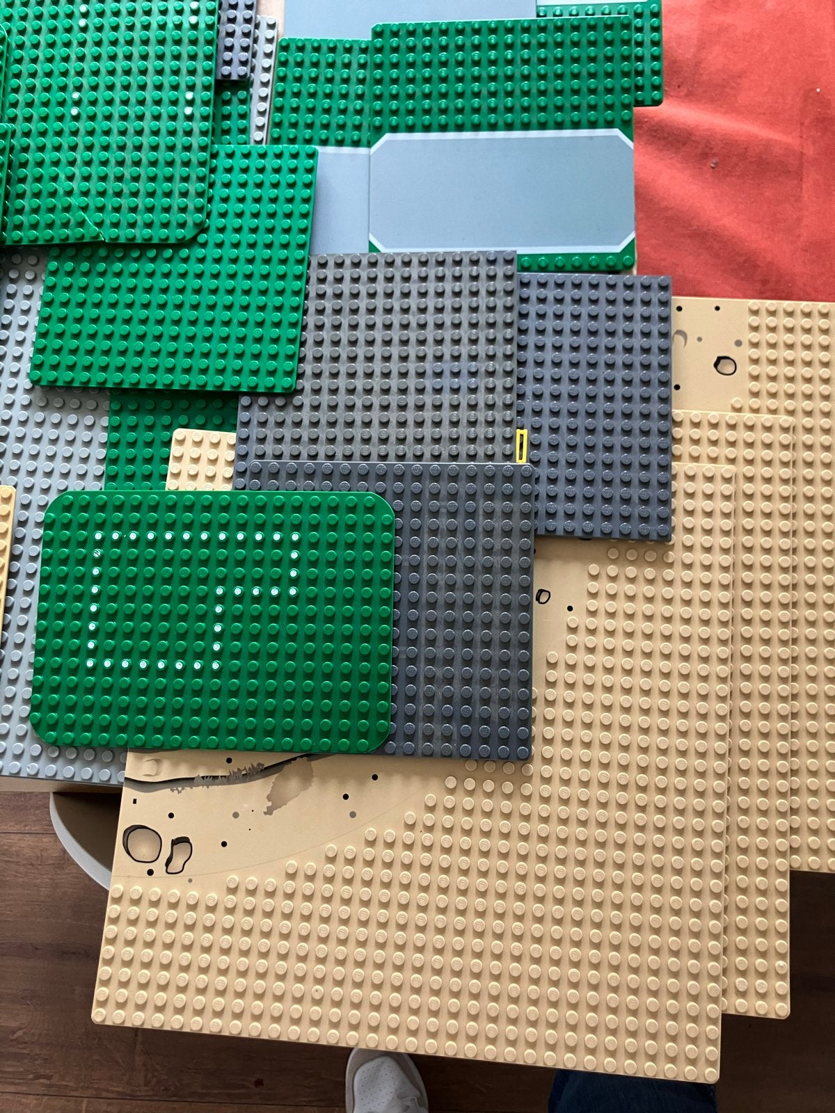 Diverse 24 stuk LEGO bouwplaten - Groen, grijs, beige, Ophalen of Verzenden, Zo goed als nieuw, Overige merken