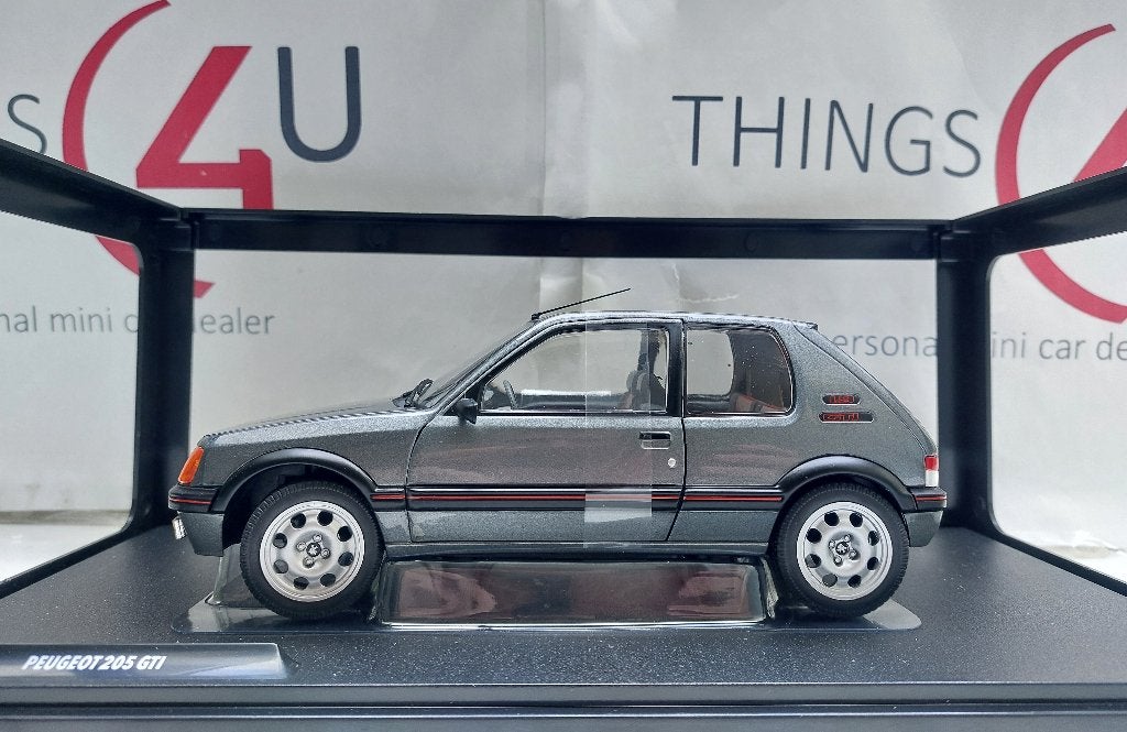 Solido 1:18 Peugeot 205 GTI (MK2) grijs nieuw in verpakking, Ophalen of Verzenden, Nieuw, Auto, Solido