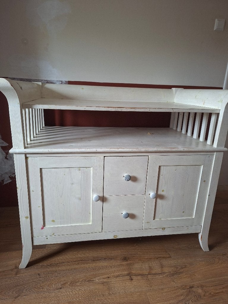 Foto 3 van Commode/kast
