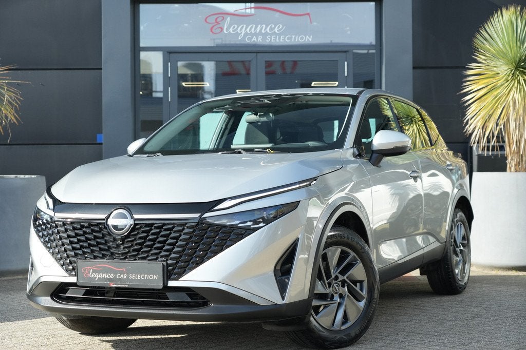 Nissan QASHQAI 1.3 MHEV Xtronic Acenta 158pk Camera/AppleCar, Stof, Zwart, 4 cilinders, Bedrijf