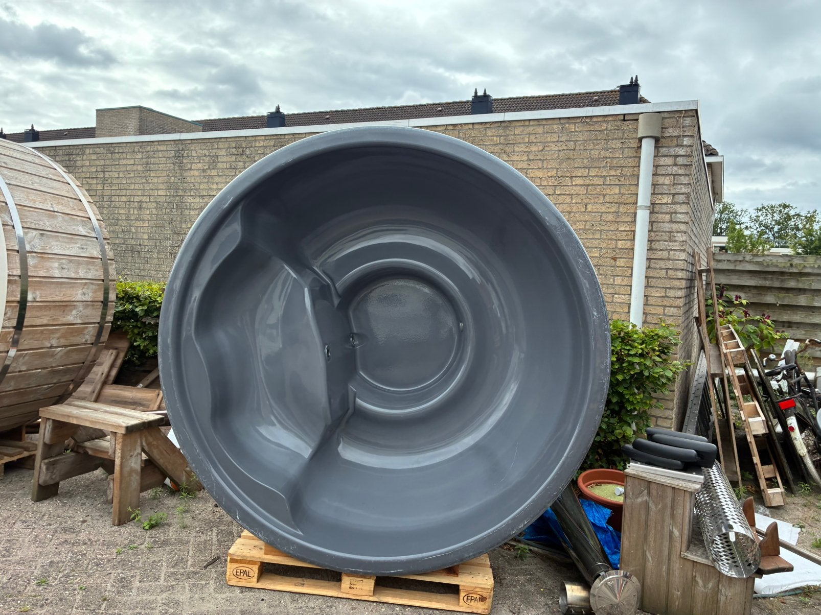 TWEEDEHANDS - GEBRUIKTE - hottub - veel VOORRAAD - houtgest, Ophalen, Gebruikt, 7921AE, Fast Fair b.v.