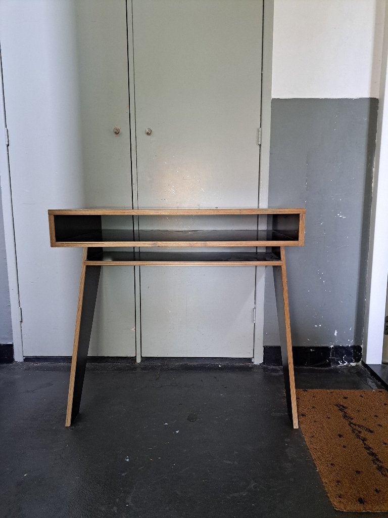 kinder bureau, Ophalen, Zo goed als nieuw, Tafel(s)