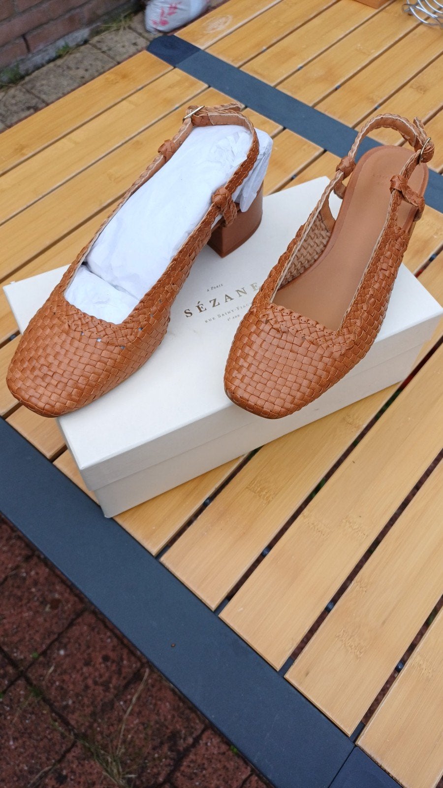 Sezane Noemie Pumps - Nieuw in doos, Maat 39, Pumps, Bruin, Nieuw, Ophalen of Verzenden
