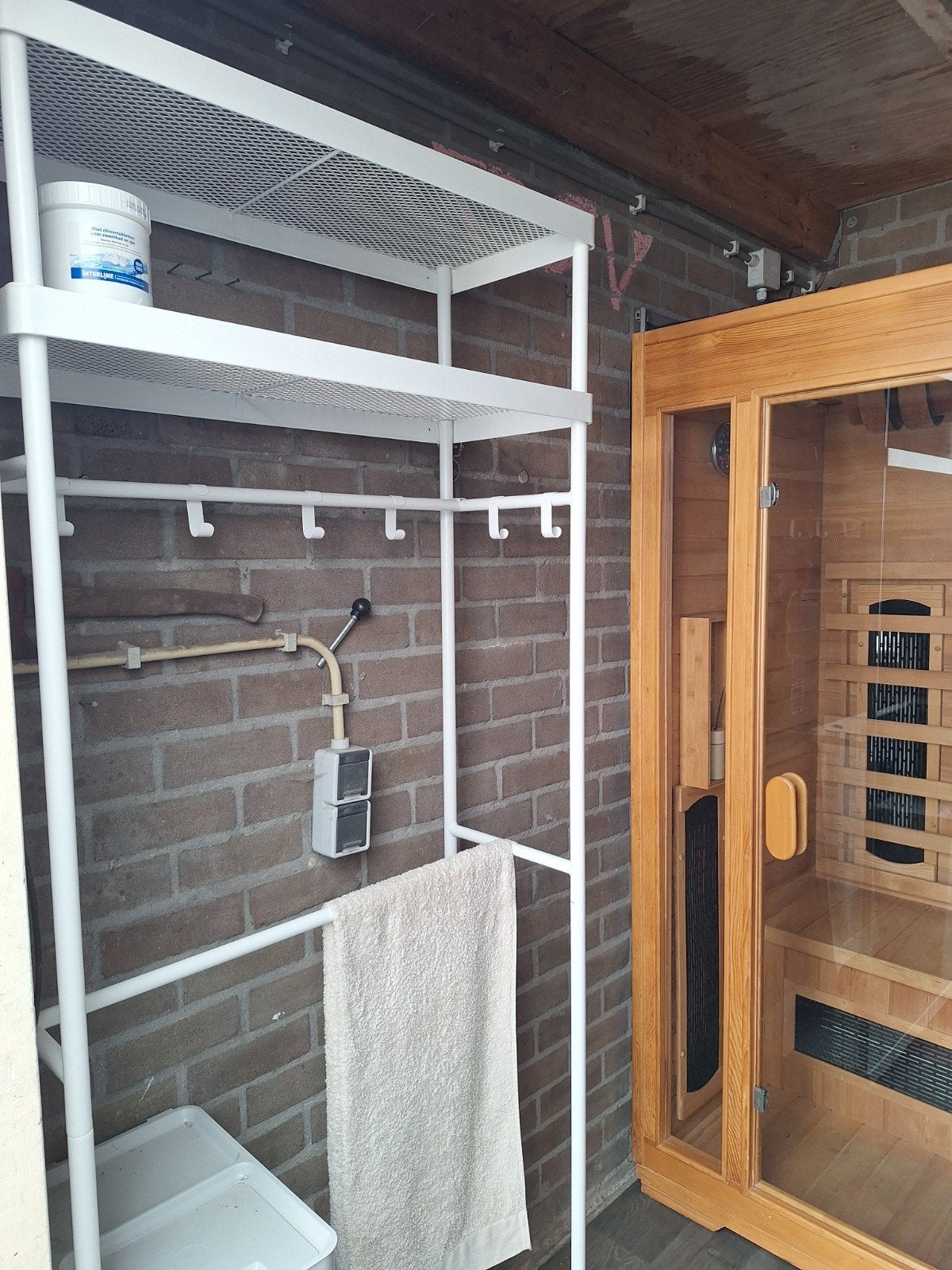 Multifunctioneel halmeubel wit staal - Kapstok & schoenenrek, Huis en Inrichting, Ophalen, Gebruikt, 200 cm of meer, Metaal
