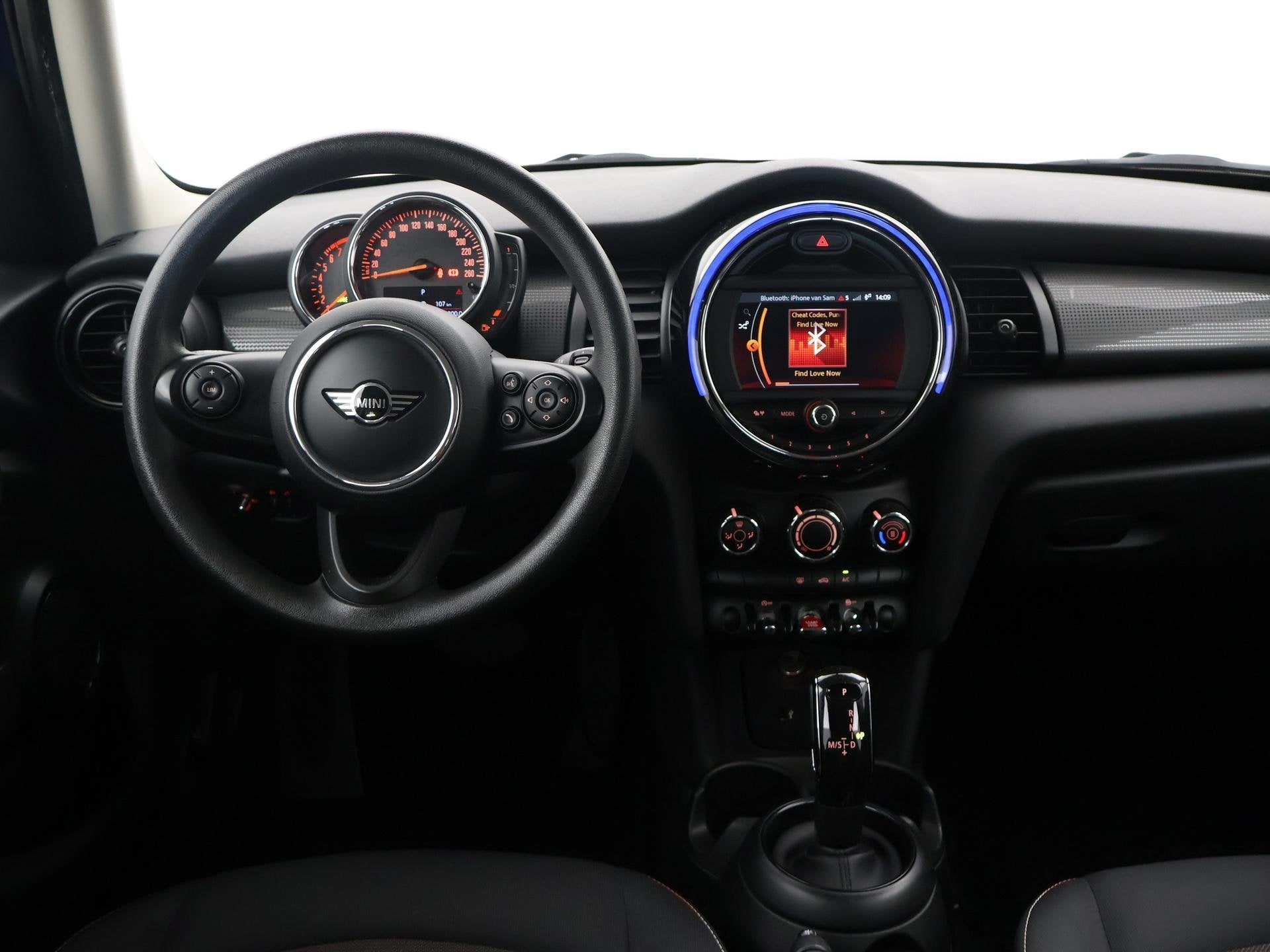MINI 5-Deurs 1.5 COOPER SALT 5-DEURS AUT. *STARLIGHT BLUE* +, Gebruikt, 1165 kg, Blauw, Origineel Nederlands