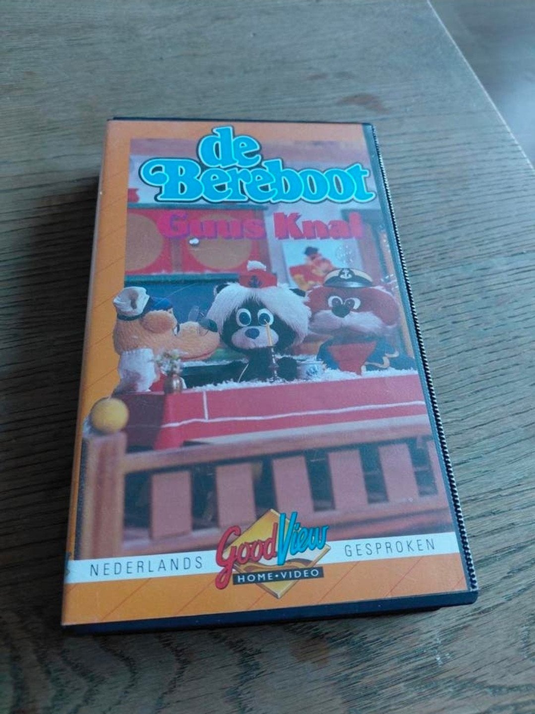 De Bereboot - Guus Knal videoband., Gebruikt, Alle leeftijden, Ophalen of Verzenden, Poppen of Stop-motion