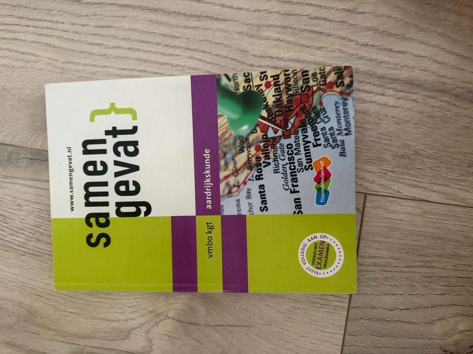 Samenvatting aardrijksunde, Boeken, Ophalen of Verzenden, Zo goed als nieuw, VMBO, Aardrijkskunde