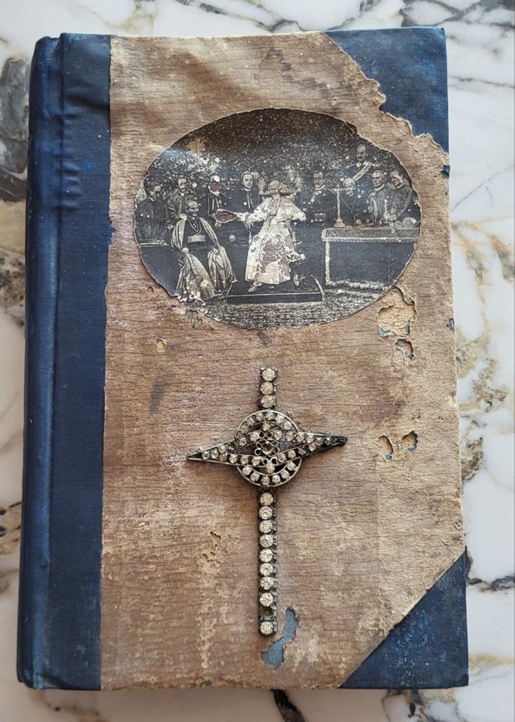 Antiek Boek-Biografie Paus Leo XIII (1887)-Met Strass Kruis, Ophalen of Verzenden