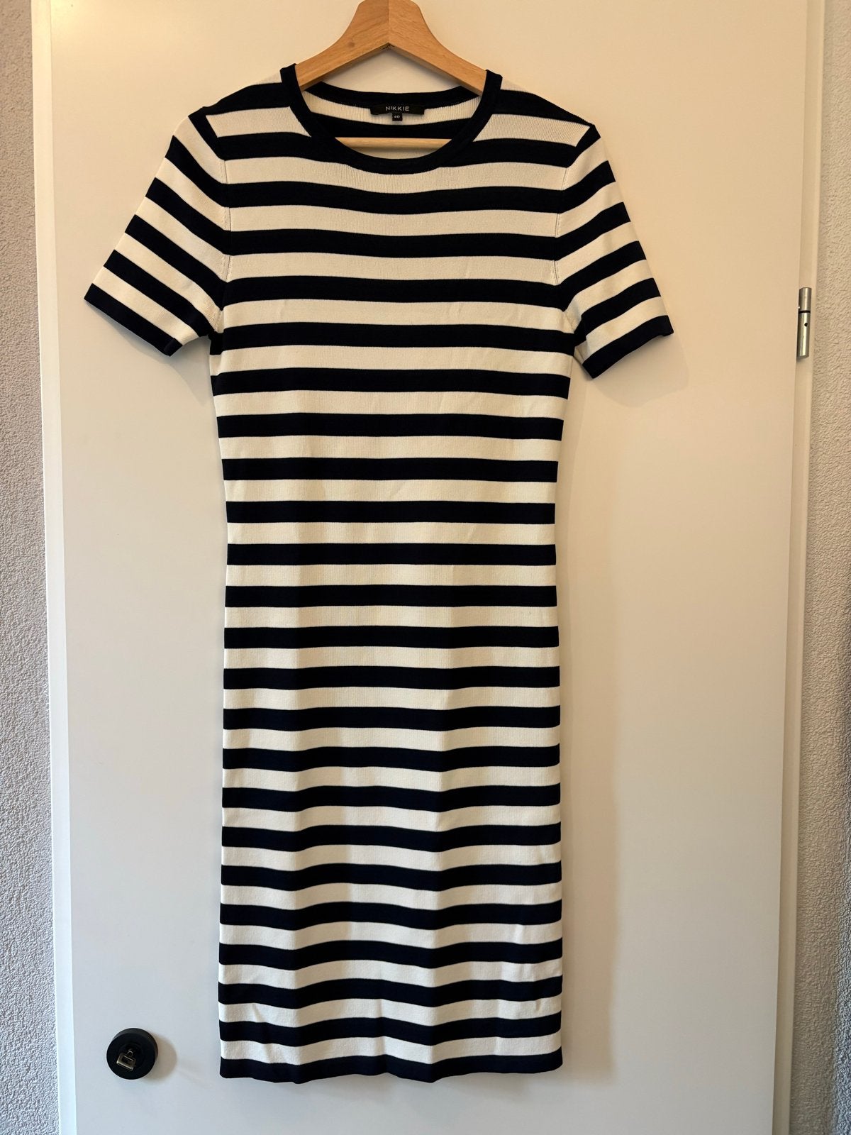 Nikkie jurk gestreept - tijdloos en aansluitend, Maat 38/40 (M), Blauw, Ophalen of Verzenden, Zo goed als nieuw