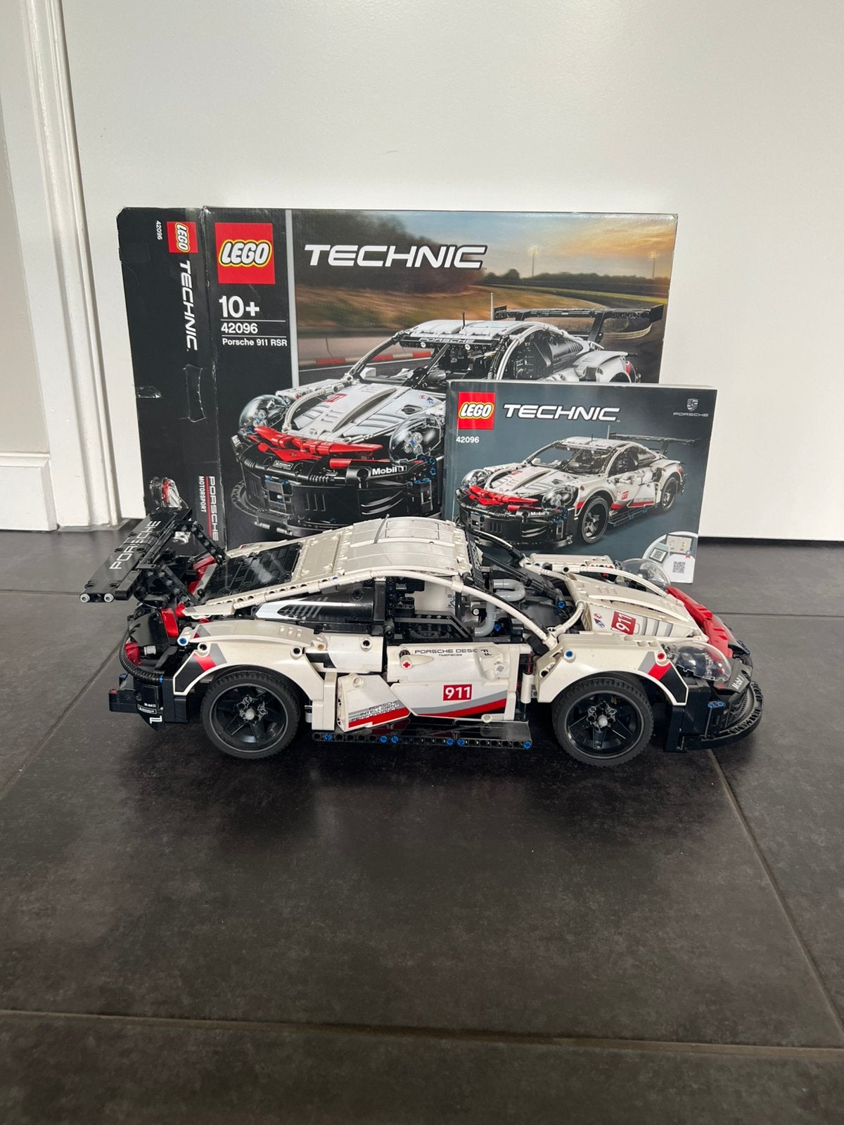 Porsche 911 42096, Kinderen en Baby's, Ophalen of Verzenden, Zo goed als nieuw