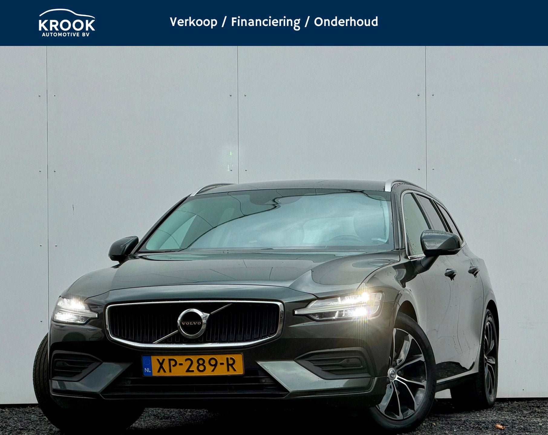 Volvo V60 2.0 D4 Momentum | 2019 | Automaat | 1e eigenaar |, Gebruikt, Leder en Stof, Origineel Nederlands, Diesel