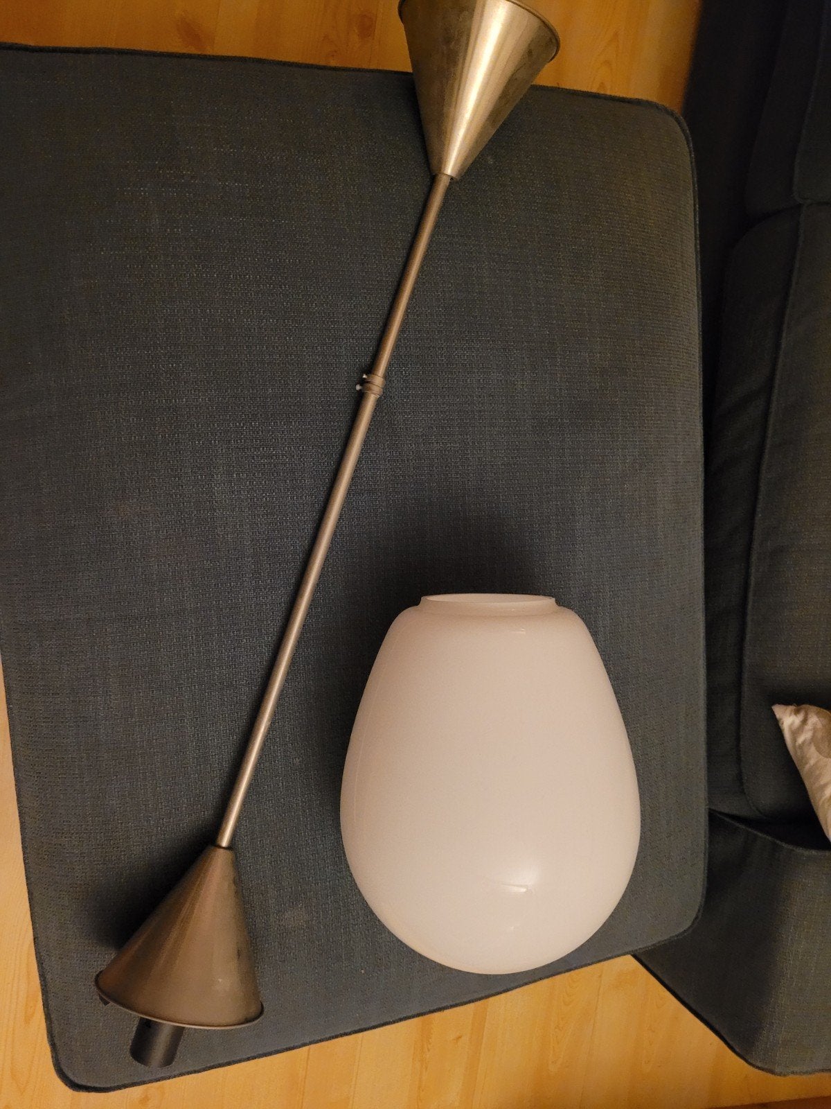 Gispen Giso "Druppel" design hanglamp - opaline glas, Ophalen, Wit, Sfeerlamp, Glas