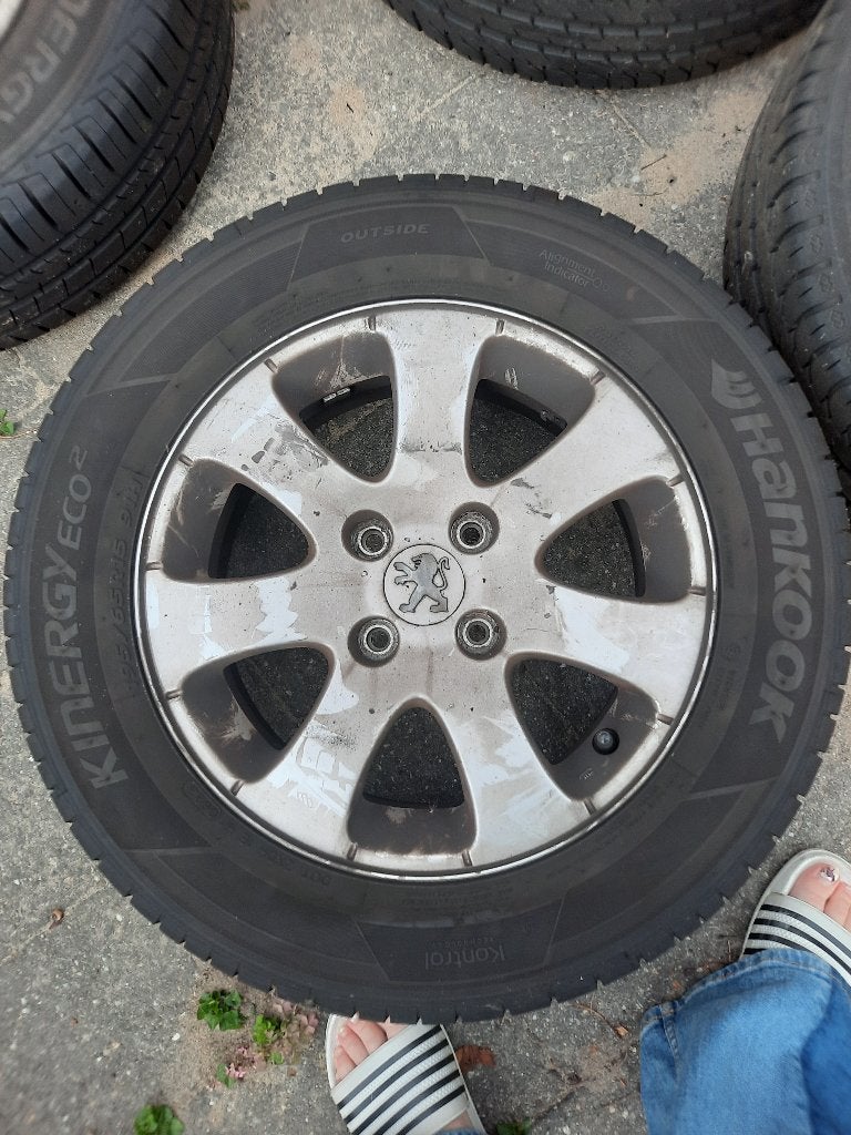 Peugeot Apollo 15 inch velgen met 195/65 R15 banden, Auto-onderdelen, Banden en Velgen, Ophalen, Gebruikt, 15 inch, Banden en Velgen