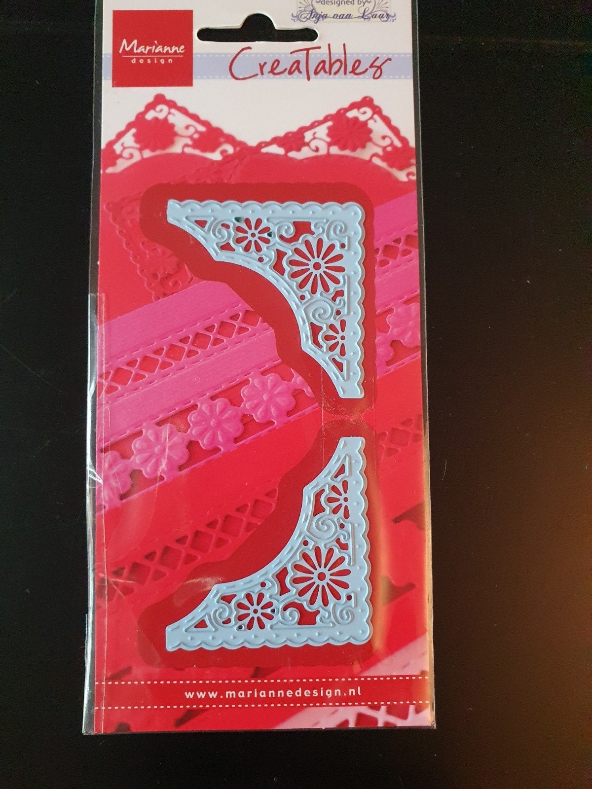 Marianne Design Creatables LR0538 - Hoekjes, Geschikt voor snijden, Gereedschap of Toebehoren, Zo goed als nieuw, Blauw