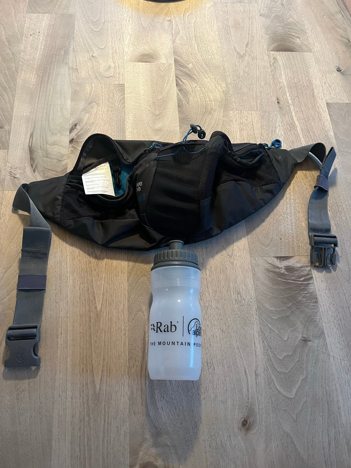 Lowe Alpine Lightflite Hydro heuptas met waterfles - Zwart, Sport en Fitness, Overige Sport en Fitness, Zo goed als nieuw, Ophalen of Verzenden