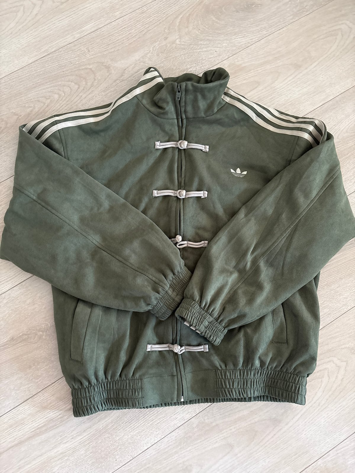 Nieuw Adidas Unisex Jas - Groen met Chinese sluiting, Verzenden, Nieuw, Maat 48/50 (M), Groen