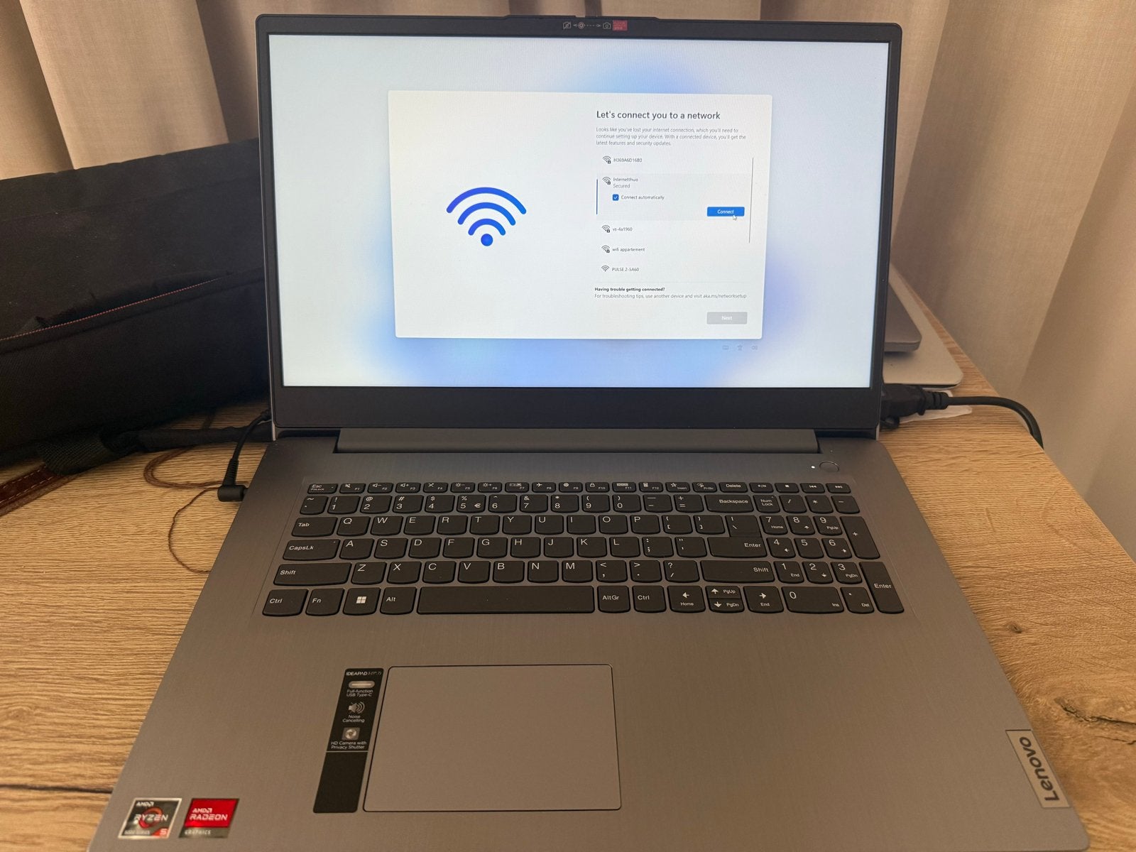 Lenovo IdeaPad 3 17ABA7 - AMD Ryzen 5 5625U - 16GB RAM, 2 tot 3 Ghz, Ophalen of Verzenden, Zo goed als nieuw, SSD
