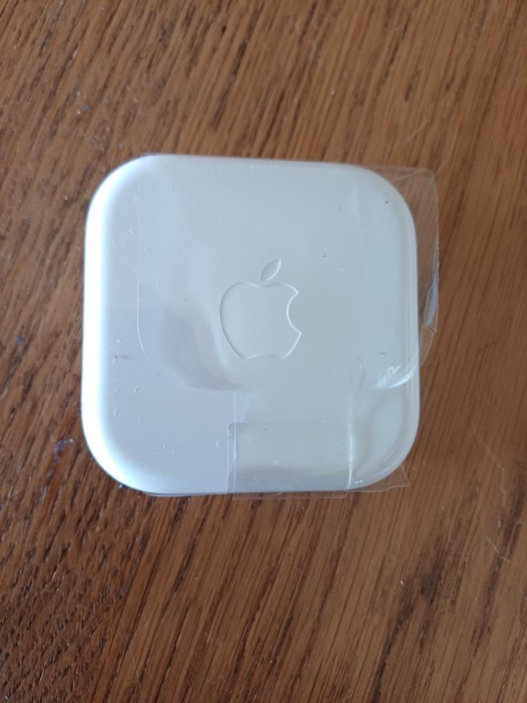 Apple EarPods met 3.5mm koptelefoonaansluiting, Telecommunicatie, Mobiele telefoons | Oordopjes, Ophalen, Nieuw, Apple, In oorschelp (earbud)