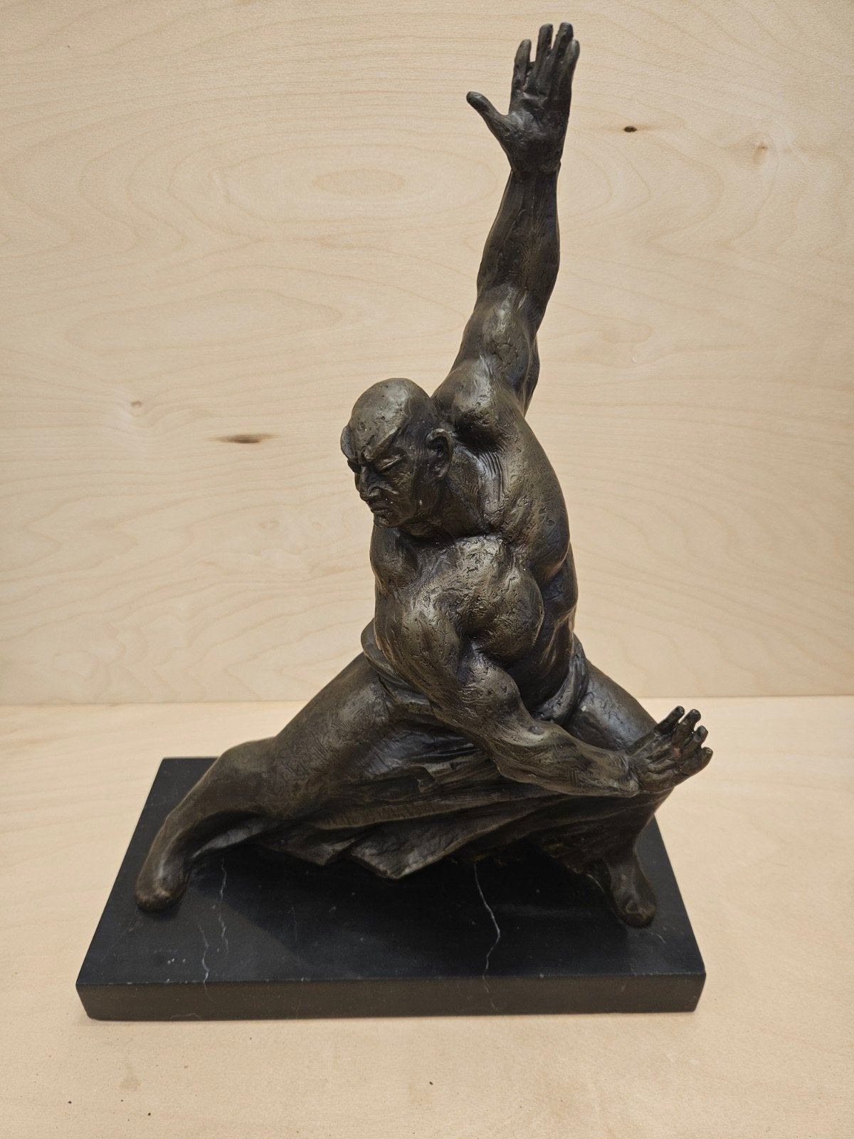 Bronzen beeld van een man, 38 cm hoog, Antiek en Kunst, Ophalen of Verzenden, Brons, 20 - 50 cm, Beeld