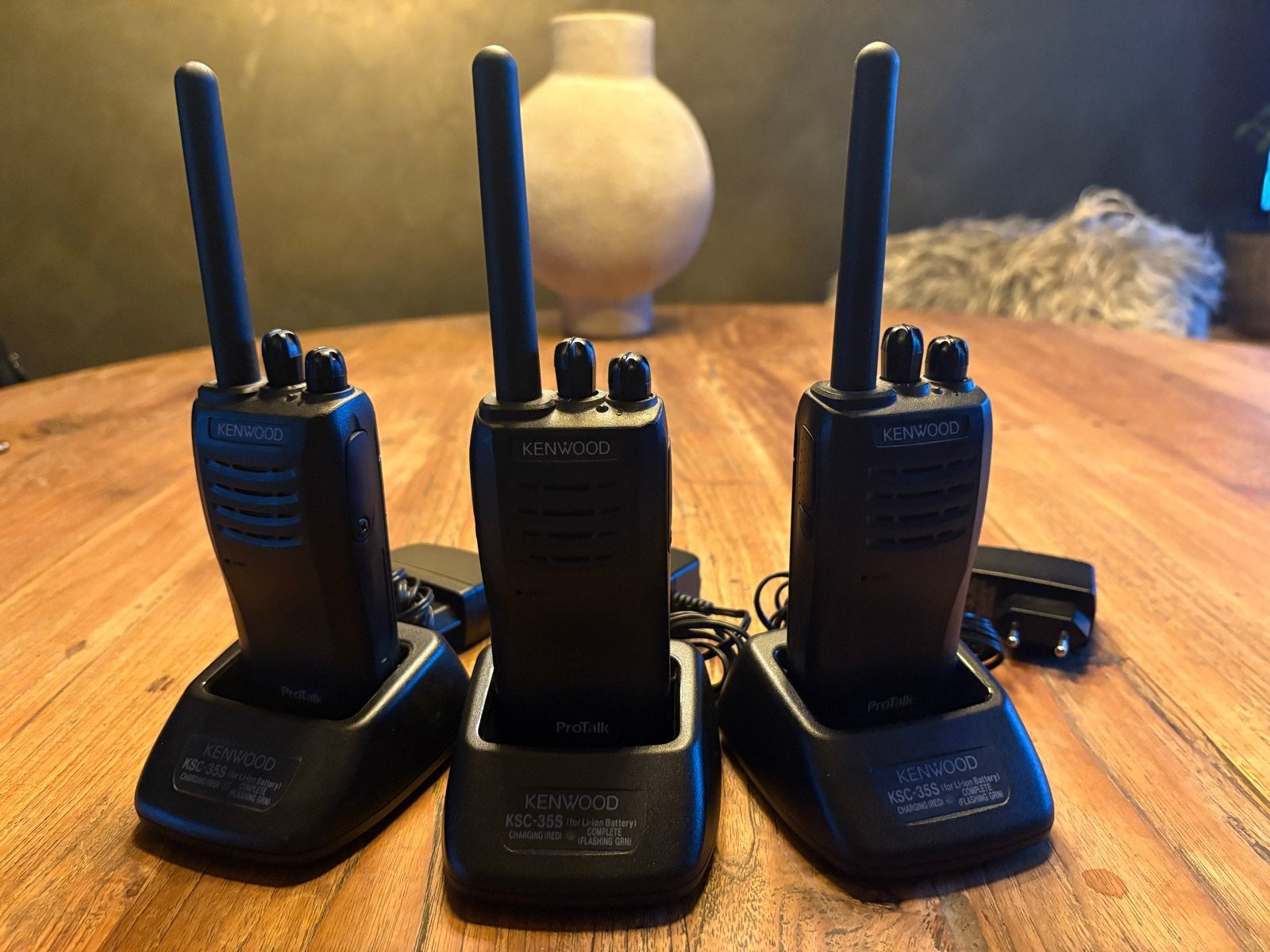 Kenwood ProTalk Portofoons met laders (3 stuks), Telecommunicatie, Portofoons en Walkie-talkies, Ophalen of Verzenden, Gebruikt