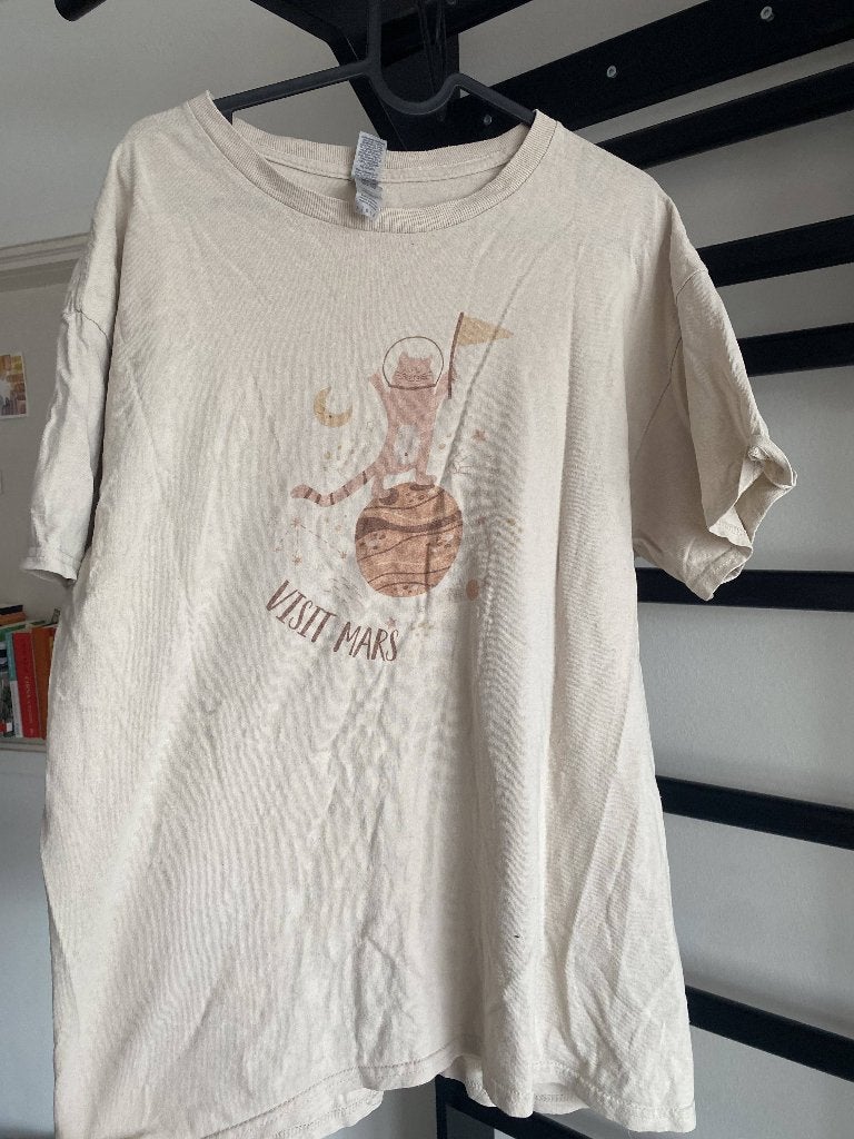 Beige Cat T Shirt, Beige, Maat 42/44 (L), Ophalen of Verzenden, Zo goed als nieuw