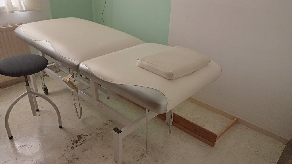Professionele Massagetafel met Verstelbare Rugleuning, Ophalen, Gebruikt, Massagetafel
