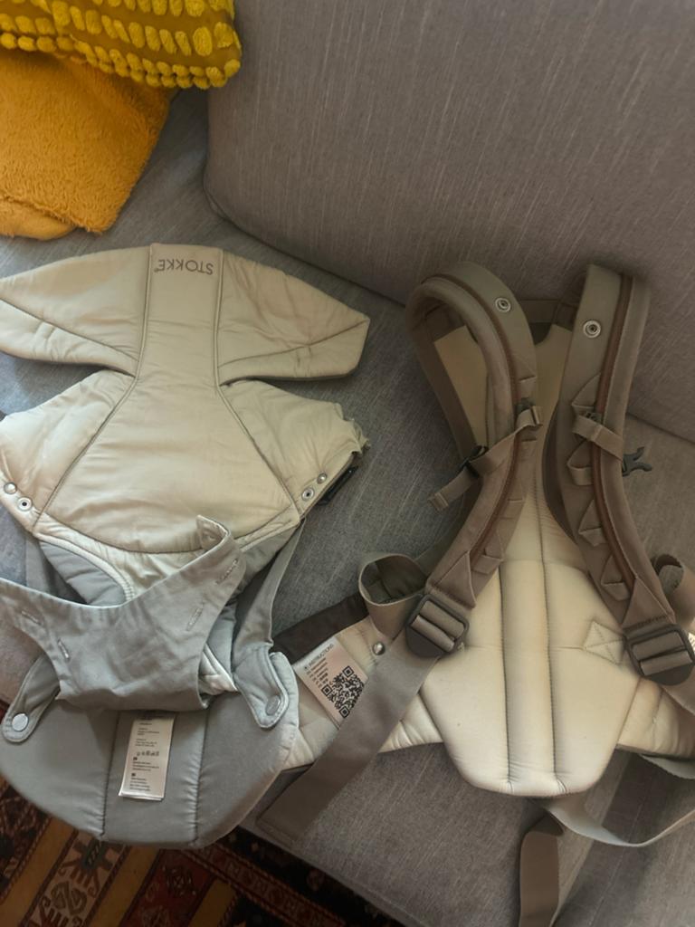 Stokke MyCarrier draagzak - Beige, Kinderen en Baby's, Babydragers en Draagdoeken, Overige merken, Buik of Rug, Ophalen of Verzenden