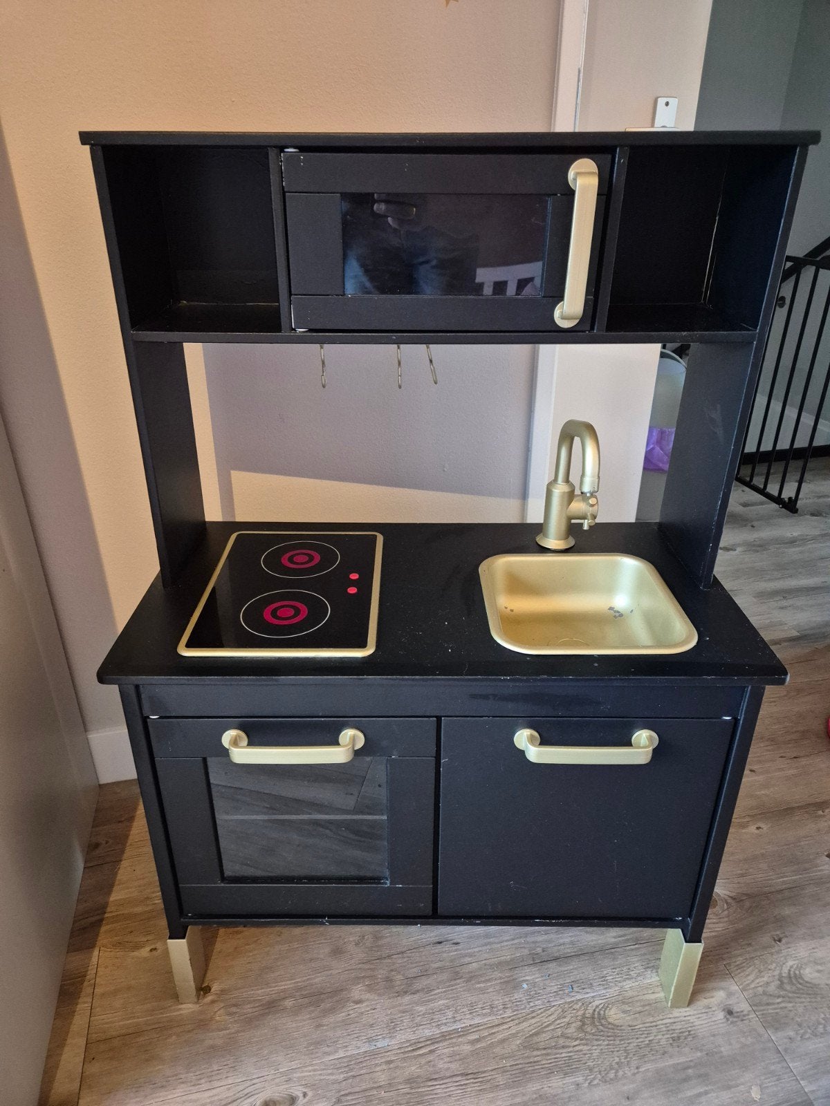 Ikea Speelkeuken Zwart/Goud Geschilderd, Ophalen, Gebruikt, Hout, Speelkeuken