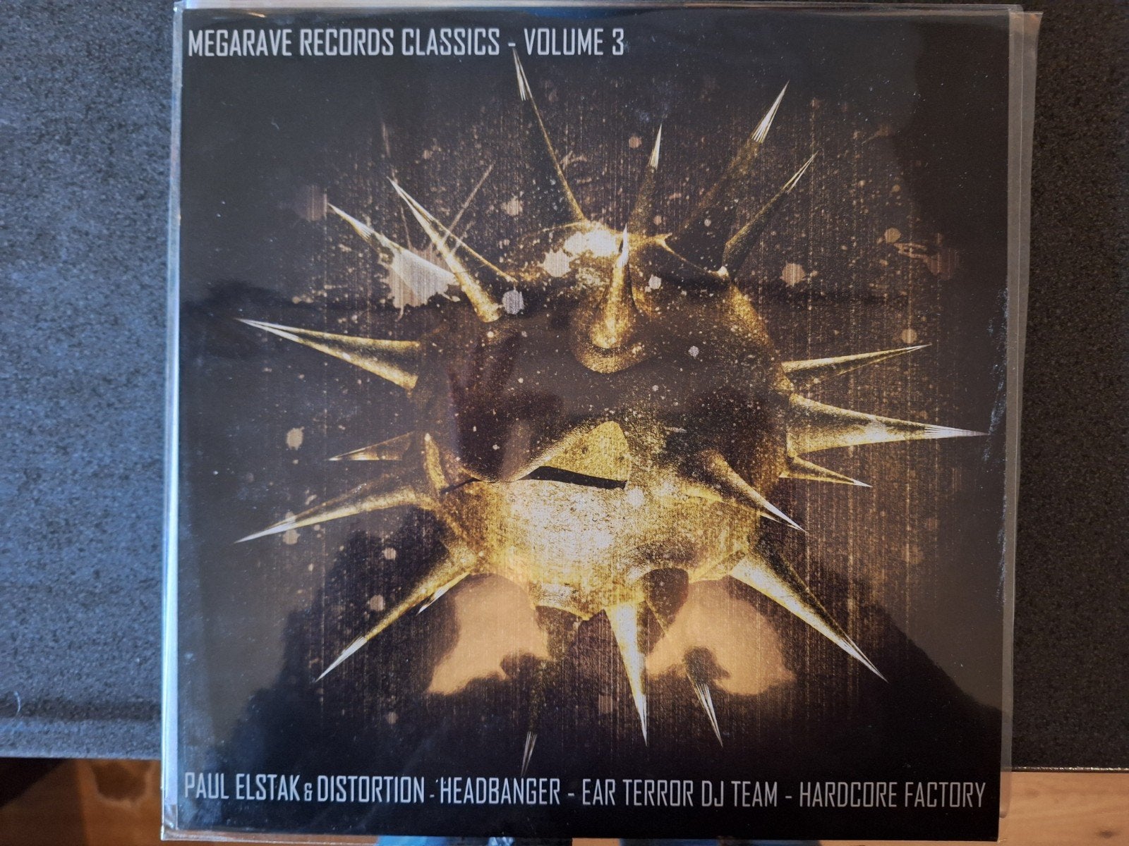 NIEUW MEGARAVE RECORDS CLASSIC VOL 3 THUNDERDOME, Ophalen of Verzenden, Nieuw in verpakking, Overige formaten