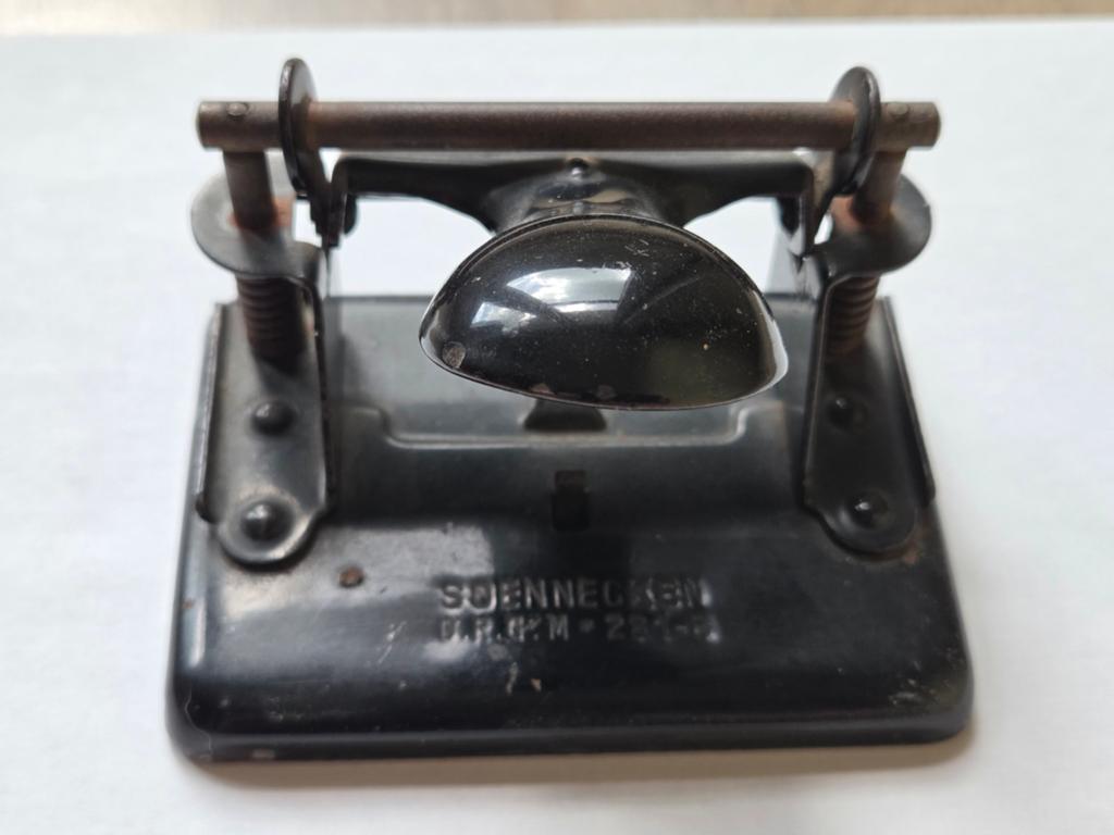 Vintage Soennecken Perforator D.R.G.M. 231-8, Ophalen of Verzenden