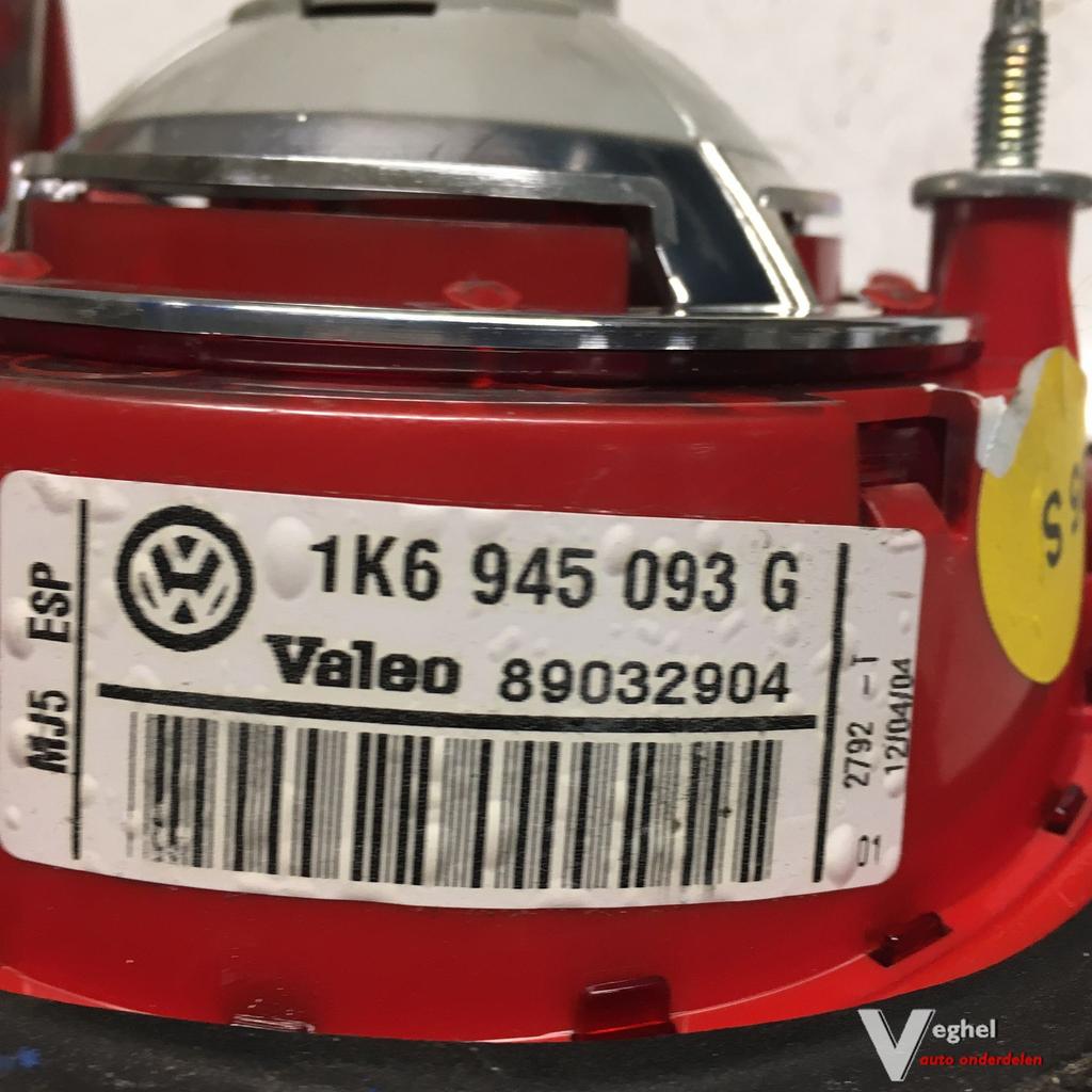 Vw Golf 5 2.0 TDI  Automaat 2004   Achterlicht in klep  Link, Gebruikt, -, -, Ophalen of Verzenden