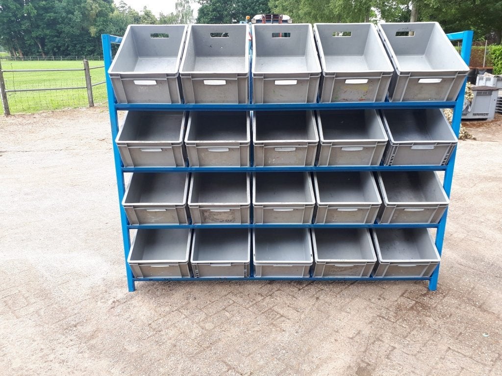 Krattenrek voorraadrek met (nieuwe) kisten / kratten, ., Ophalen of Verzenden, Zo goed als nieuw, .
