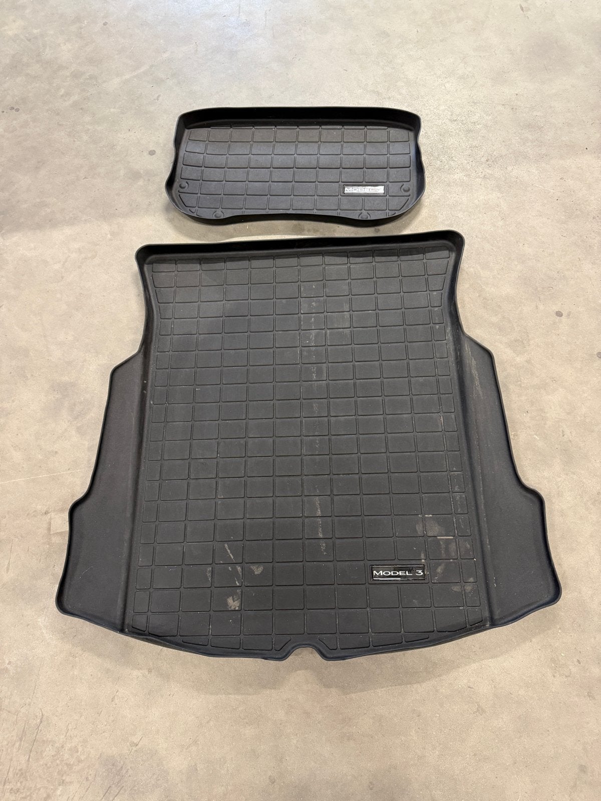 Originele Tesla Model 3 Rubberen Matten (2019) Voor & Achter, Ophalen, Gebruikt