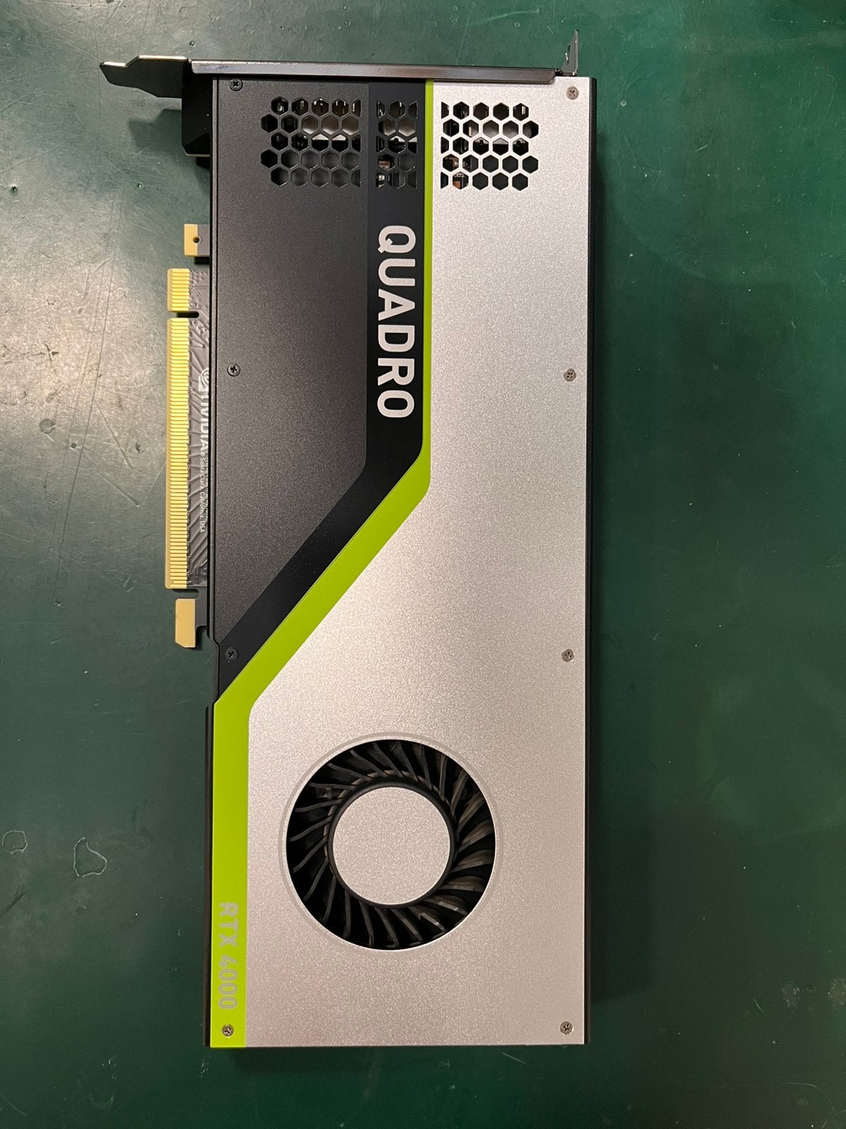 NVIDIA Quadro RTX 4000 8GB GDDR6 Professionele Videokaart, Computers en Software, Videokaarten, Ophalen of Verzenden, Zo goed als nieuw