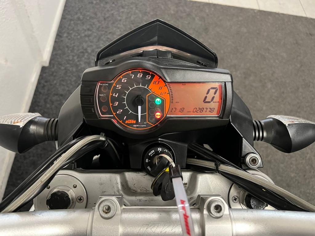 ️KTM 990 SUPER DUKE 990SUPERDUKE (2010)️, 2 cilinders, KTM, Motorrijbewijs A, Bedrijf