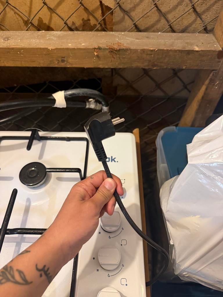 OK. Gasfornuis met 4 kookzones - Zo goed als nieuw, Ophalen, Minder dan 85 cm, 60 cm of meer, 4 kookzones