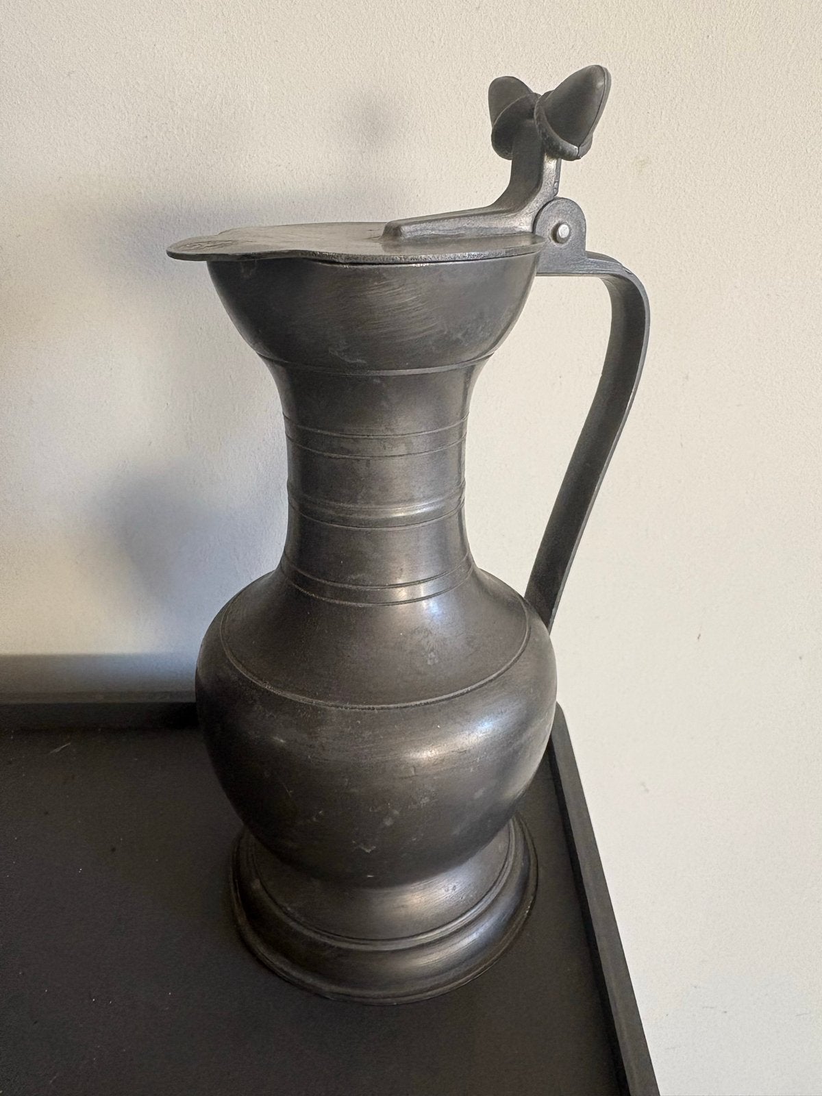 Antieke tinnen kan met deksel en eikeltjes handvat, Antiek en Kunst, Ophalen of Verzenden