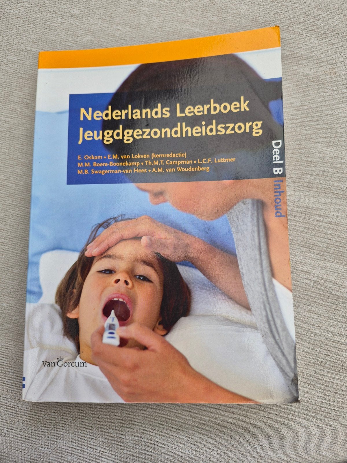Esther Oskam - Deel B, Ophalen of Verzenden, Zo goed als nieuw, Esther Oskam