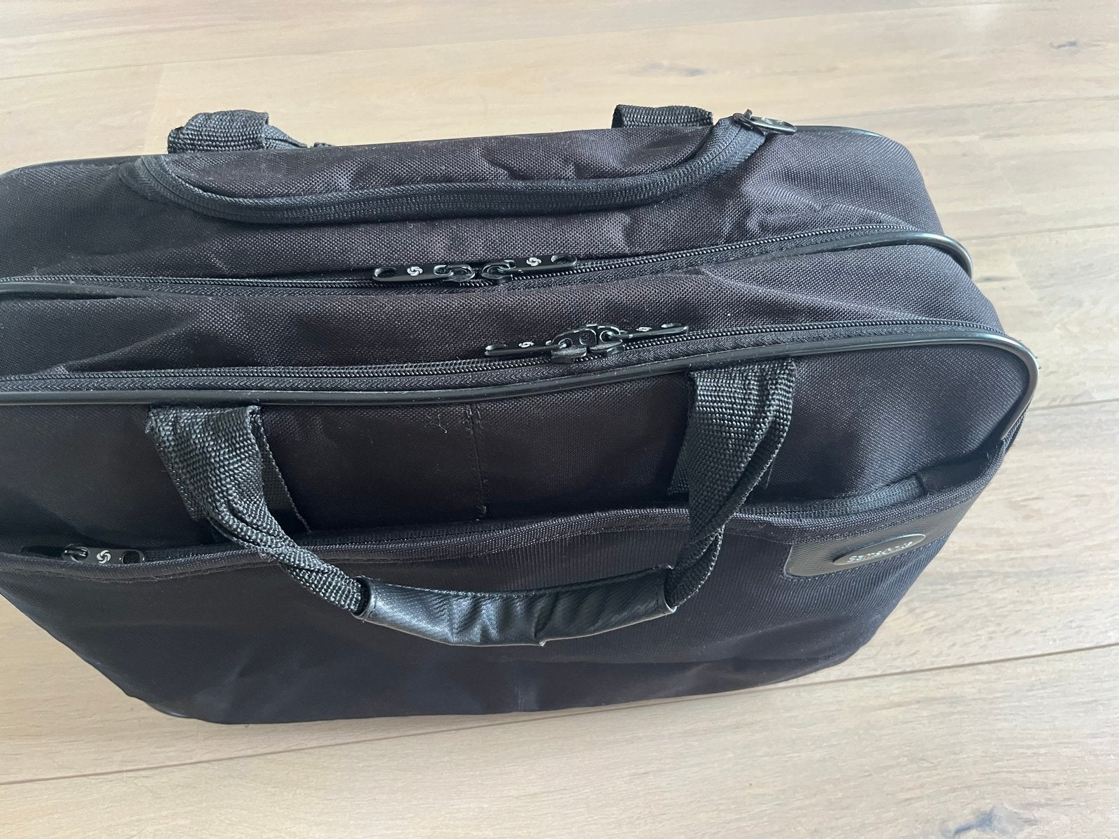 Samsonite zwarte business laptoptas uitschuifbare trekstang, 40 tot 60 cm, Gebruikt, 20 tot 30 cm, Zwart