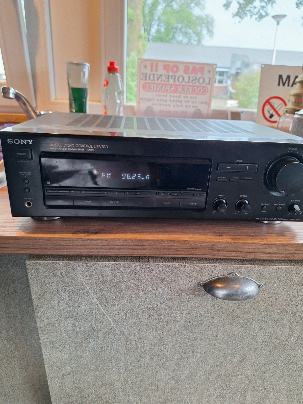 Sony audio/video control center

Fm stereo
Am receiver
STR-D, Ophalen, Gebruikt, ., .