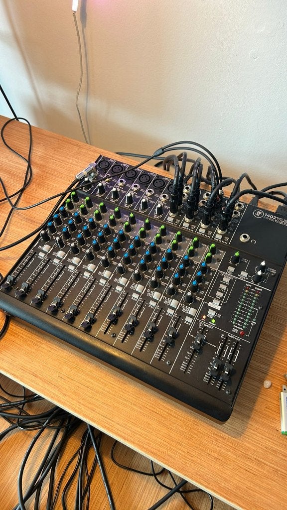 Mackie 1402VLZ4, Ophalen of Verzenden, Zo goed als nieuw, 10 tot 20 kanalen