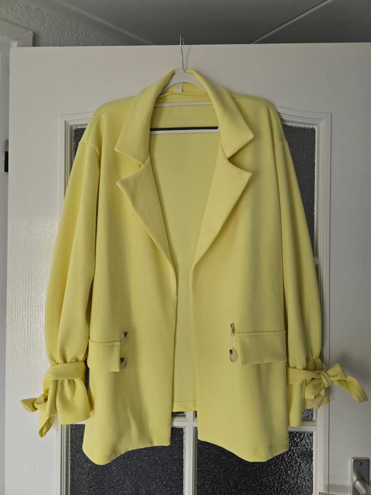 nieuw blazer geel 42 44 46, Ophalen of Verzenden, Nieuw, Geel, Shirt of Top