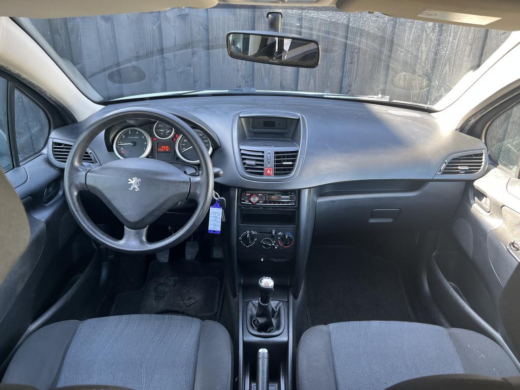 Peugeot 207 1.4 VTi XR (bj 2008), Voorwielaandrijving, Gebruikt, 4 cilinders, 1153 kg