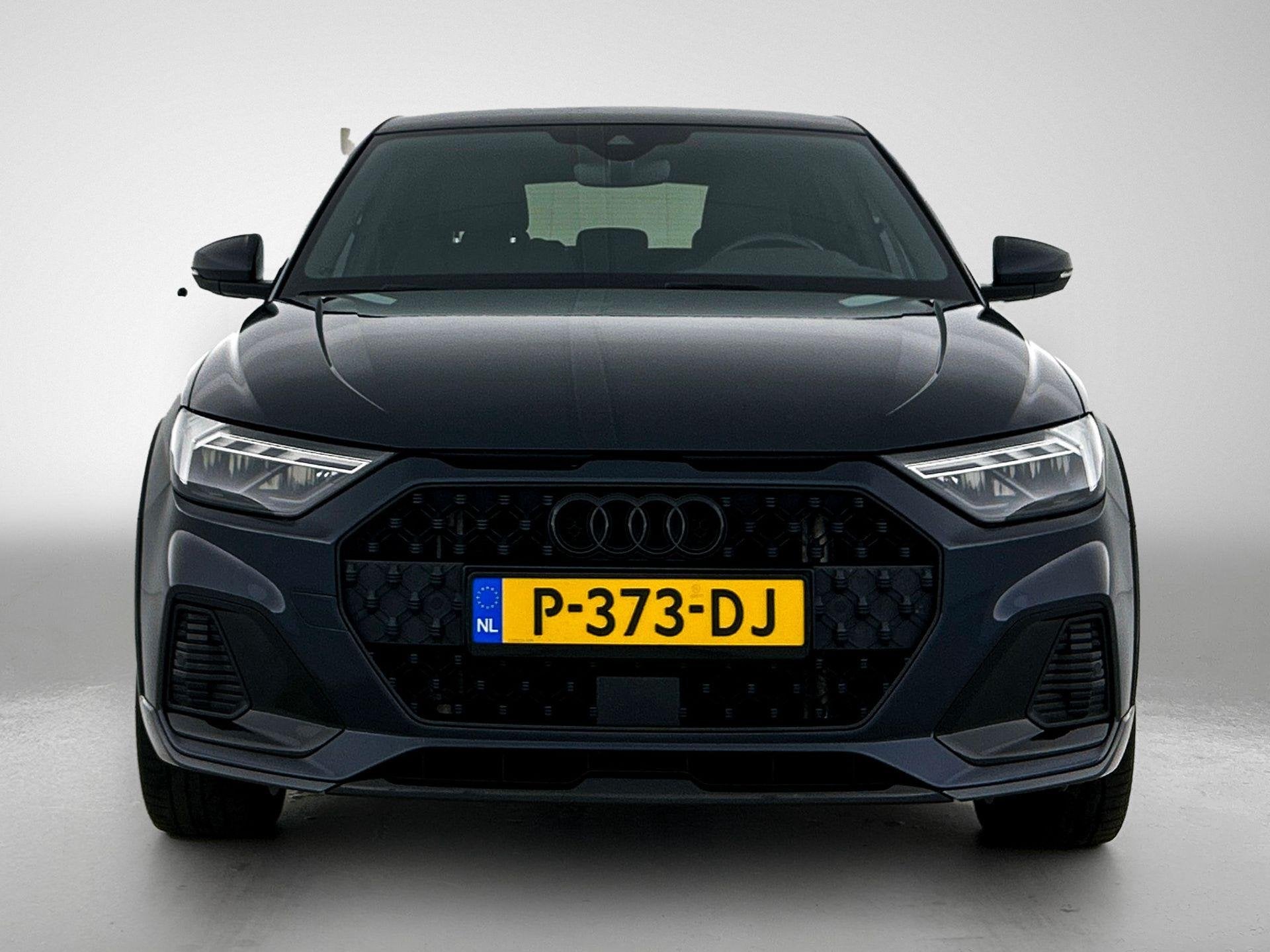 Audi A1 allstreet 35 TFSI epic 150 PK | Automaat | S-line |, Auto's, 12 maanden, Stof, 4 cilinders, Blauw