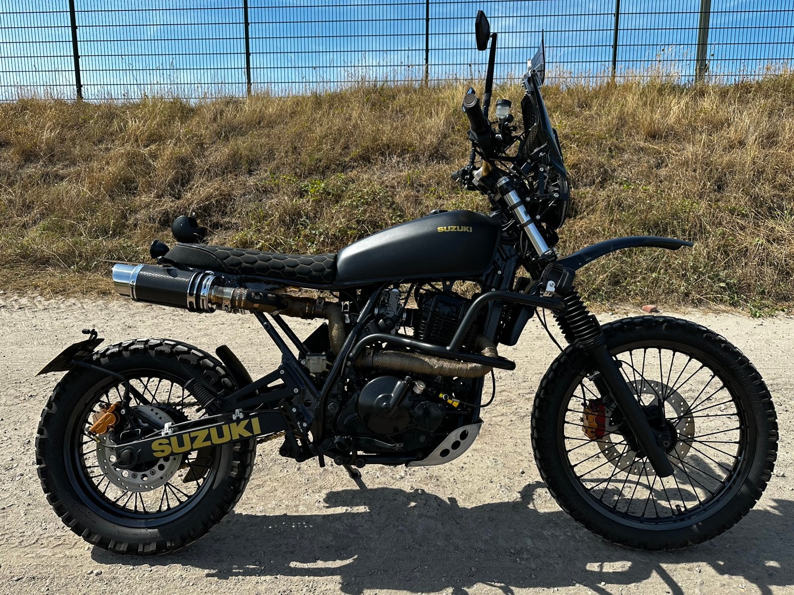 UNIEKE Custom Scrambler. Suzuki DR650, Motoren, Motoren | Suzuki, Sportuitlaat, Gebruikt, Particulier, Enduro