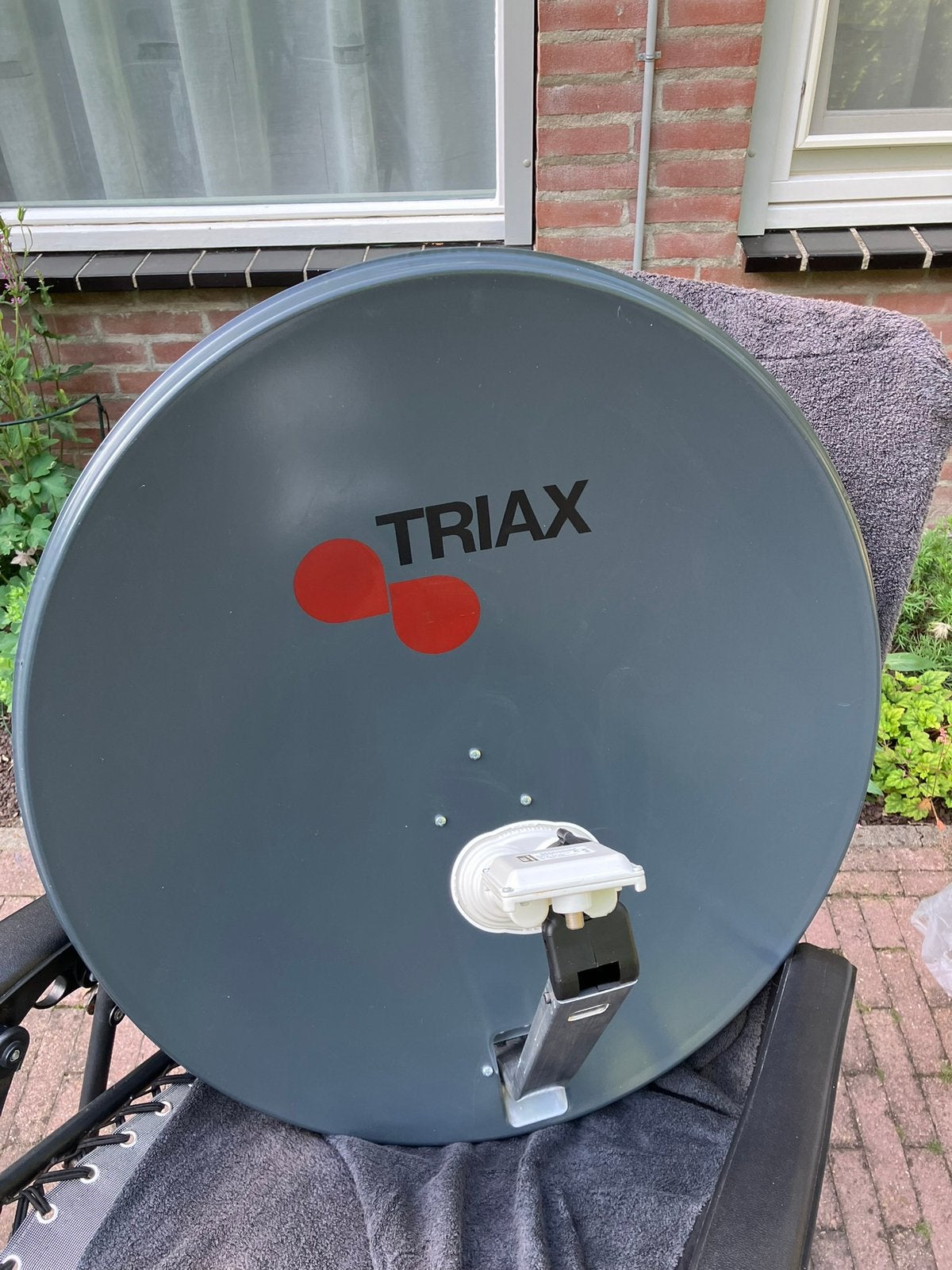 Nieuwe Satelietschotel doorsnee 80cm, Audio, Tv en Foto, Schotelantennes, Ophalen, Nieuw