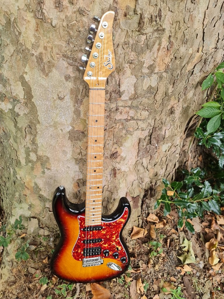 Suhr Classic S ltd Paulownia Trans 3 Tone Burst Nieuw 3 Kilo, Muziek en Instrumenten, Snaarinstrumenten | Gitaren | Elektrisch