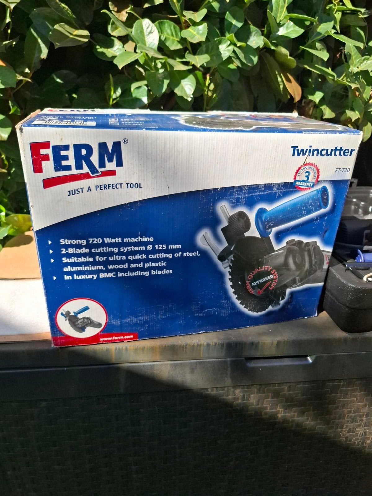 Ferm Twincutter FT-720 - Krachtige Zaagmachine, Cirkelzaag, Nieuw, 600 tot 1200 watt, Ophalen of Verzenden