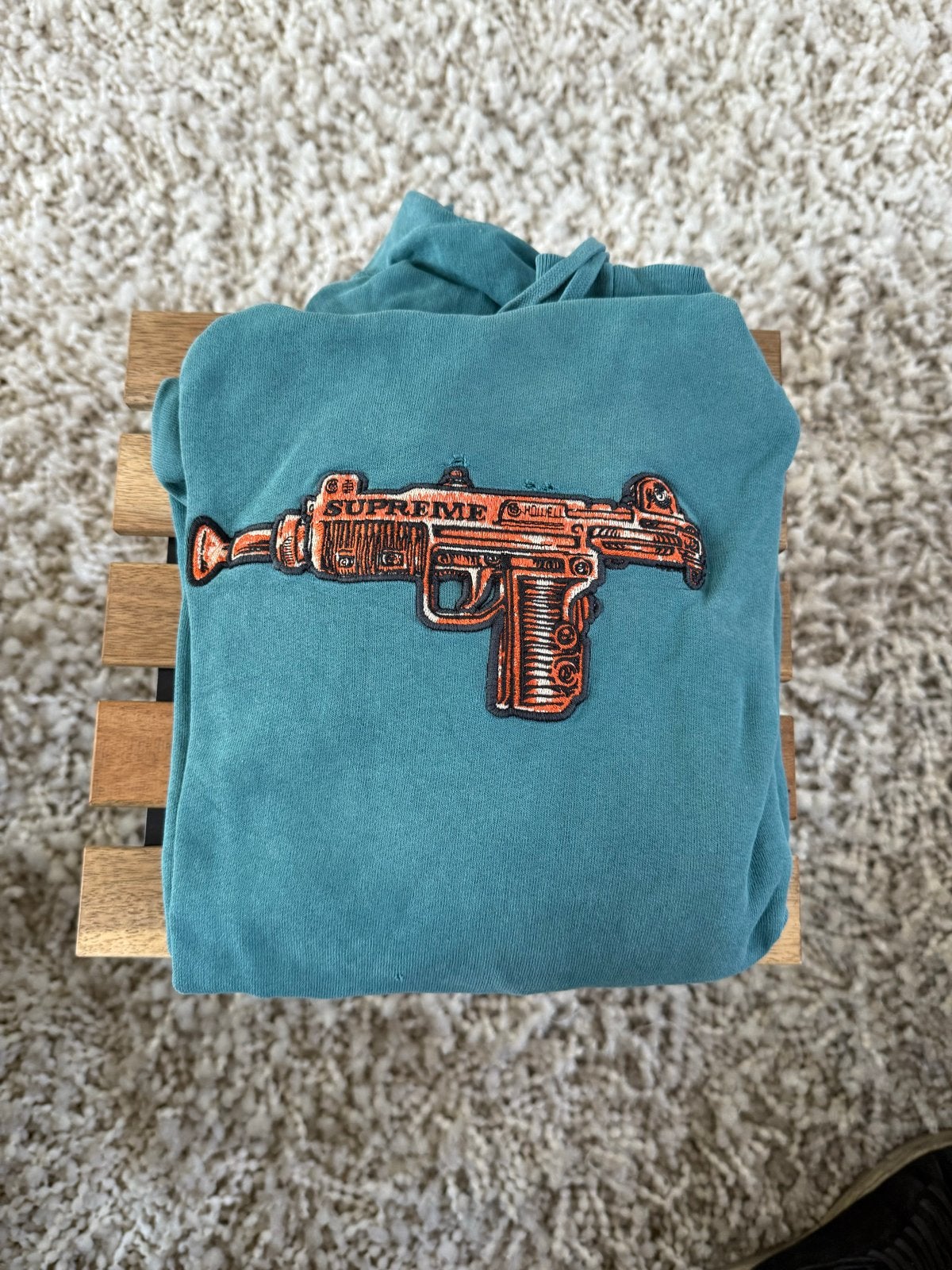 Supreme Uzi Hoodie - Teal (Maat L), Kleding | Heren, Truien en Vesten, Ophalen of Verzenden, Gedragen, Maat 52/54 (L), Overige kleuren