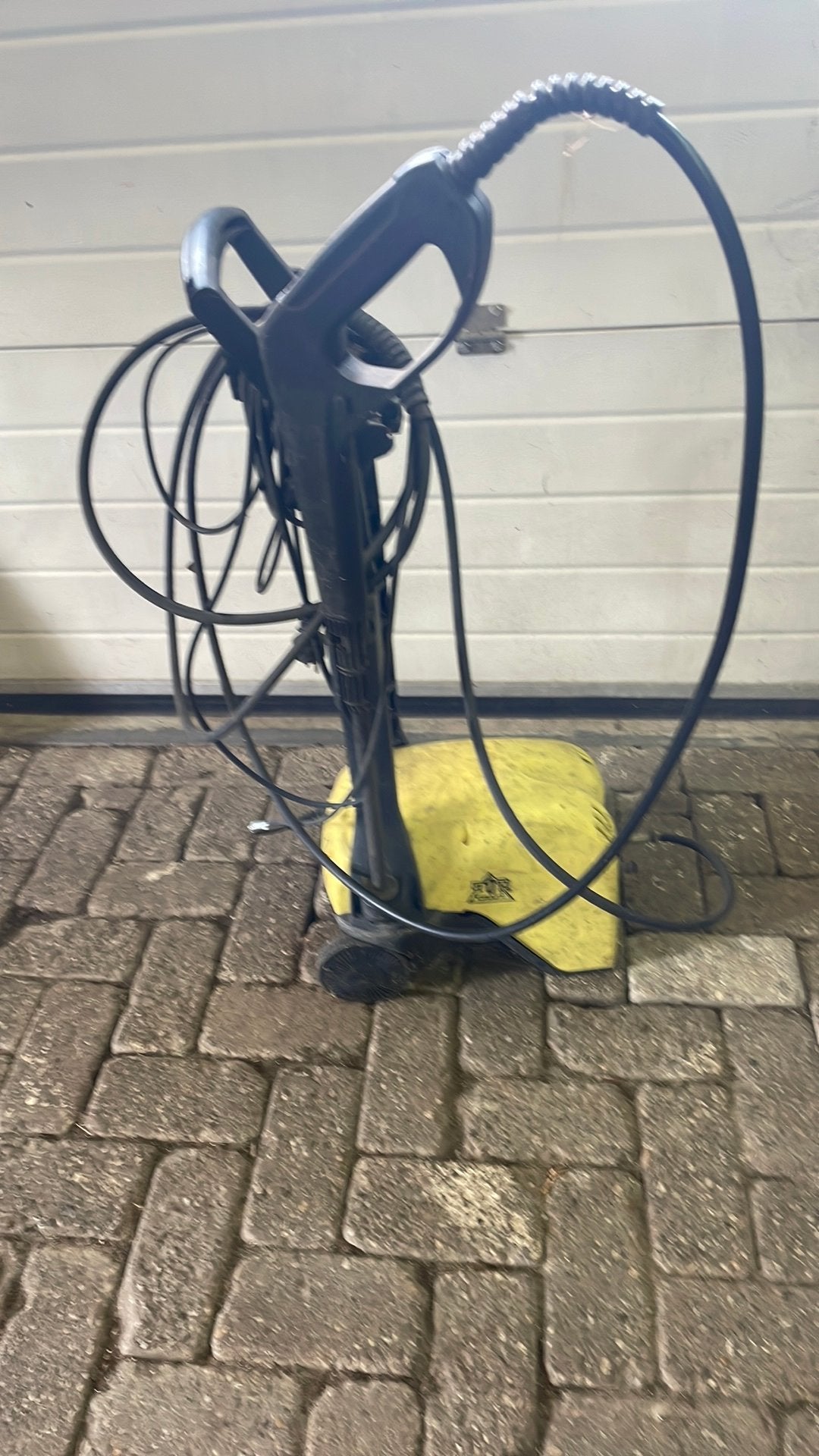 Hogedrukreiniger defect, Ophalen, Zo goed als nieuw